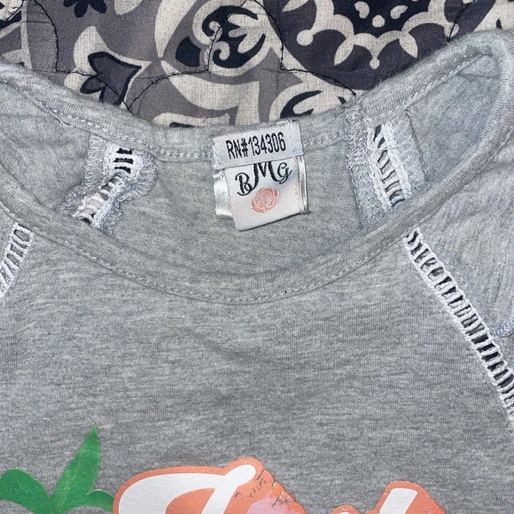 Girls size 6/7 boutique matching set - Picture 6 of 7